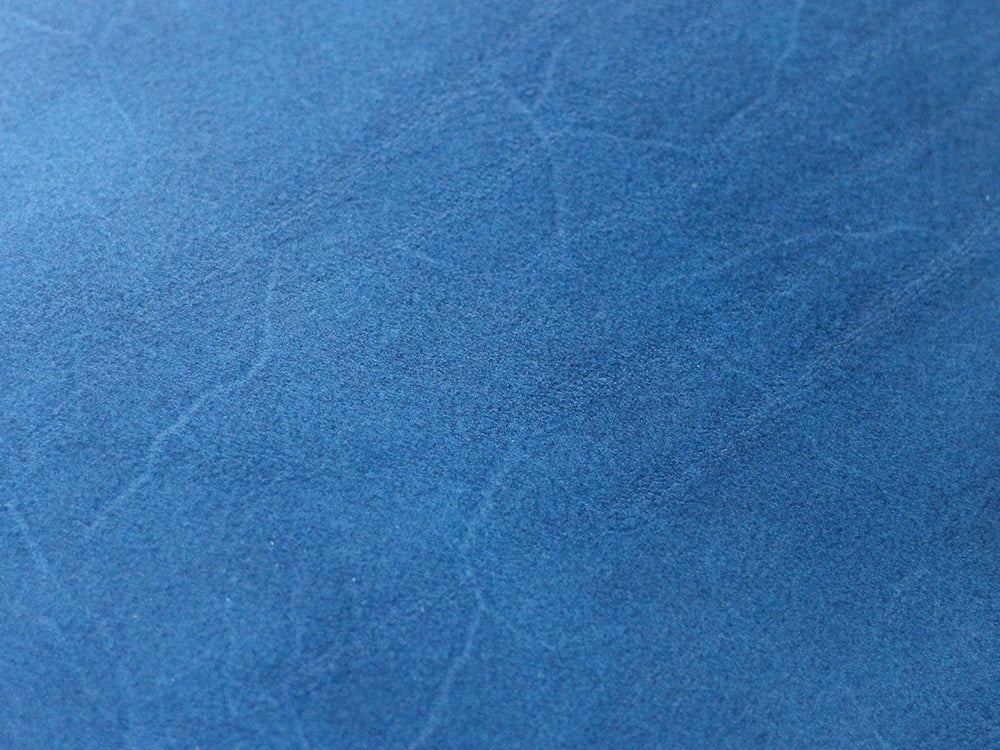 小銭入れ付き二つ折り財布“Feel Coin”