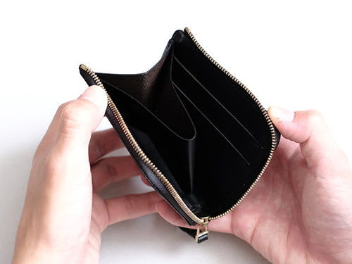 L字ファスナー財布 “Cram”