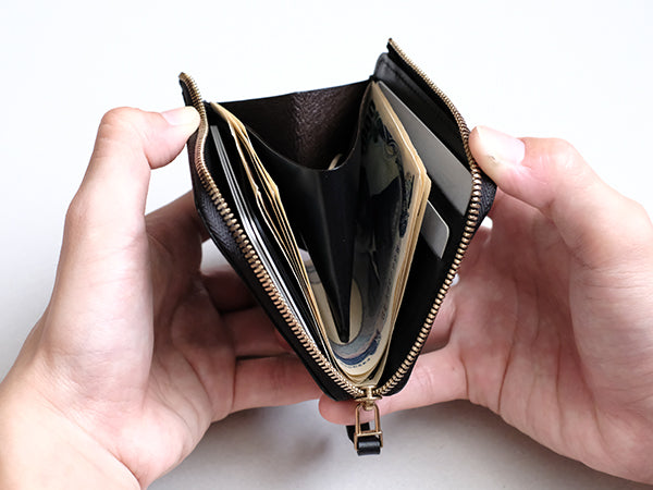 L字ファスナー財布 “Cram”